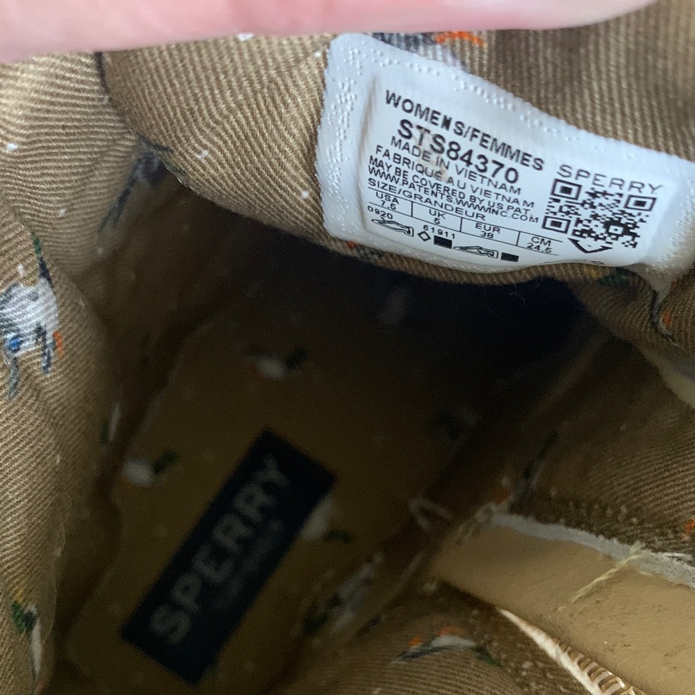 Sperry Women's Ankle Boots in Cream and Tan - Picture 4 of 16
